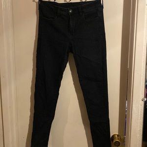 No longer fit, need gone because I don’t want to throw them away :(